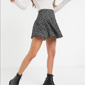 Hollister Black and White Floral Mini Skirt